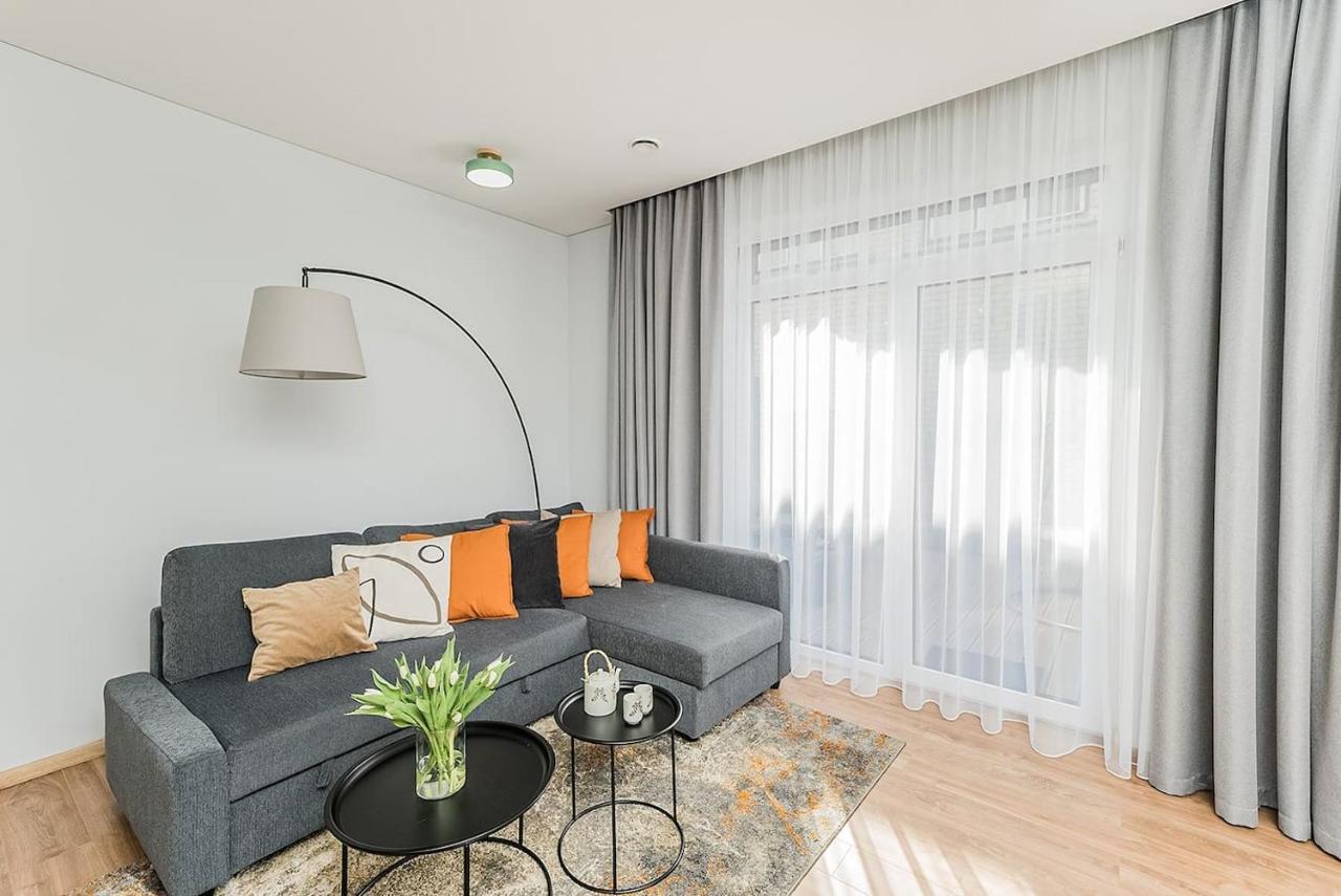 Lovely Apartment With Private Terrace By Urban Rent 考纳斯 外观 照片