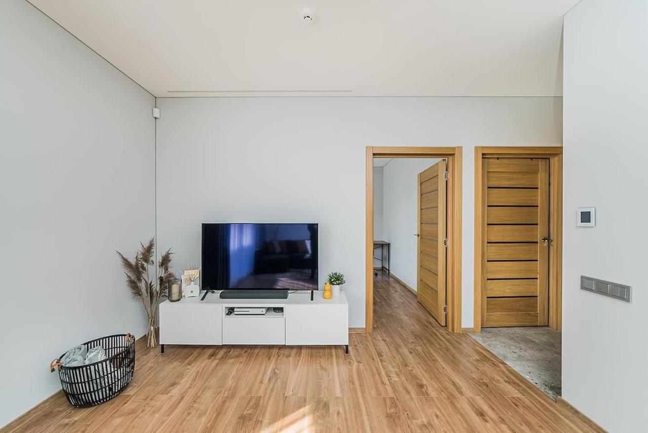 Lovely Apartment With Private Terrace By Urban Rent 考纳斯 外观 照片